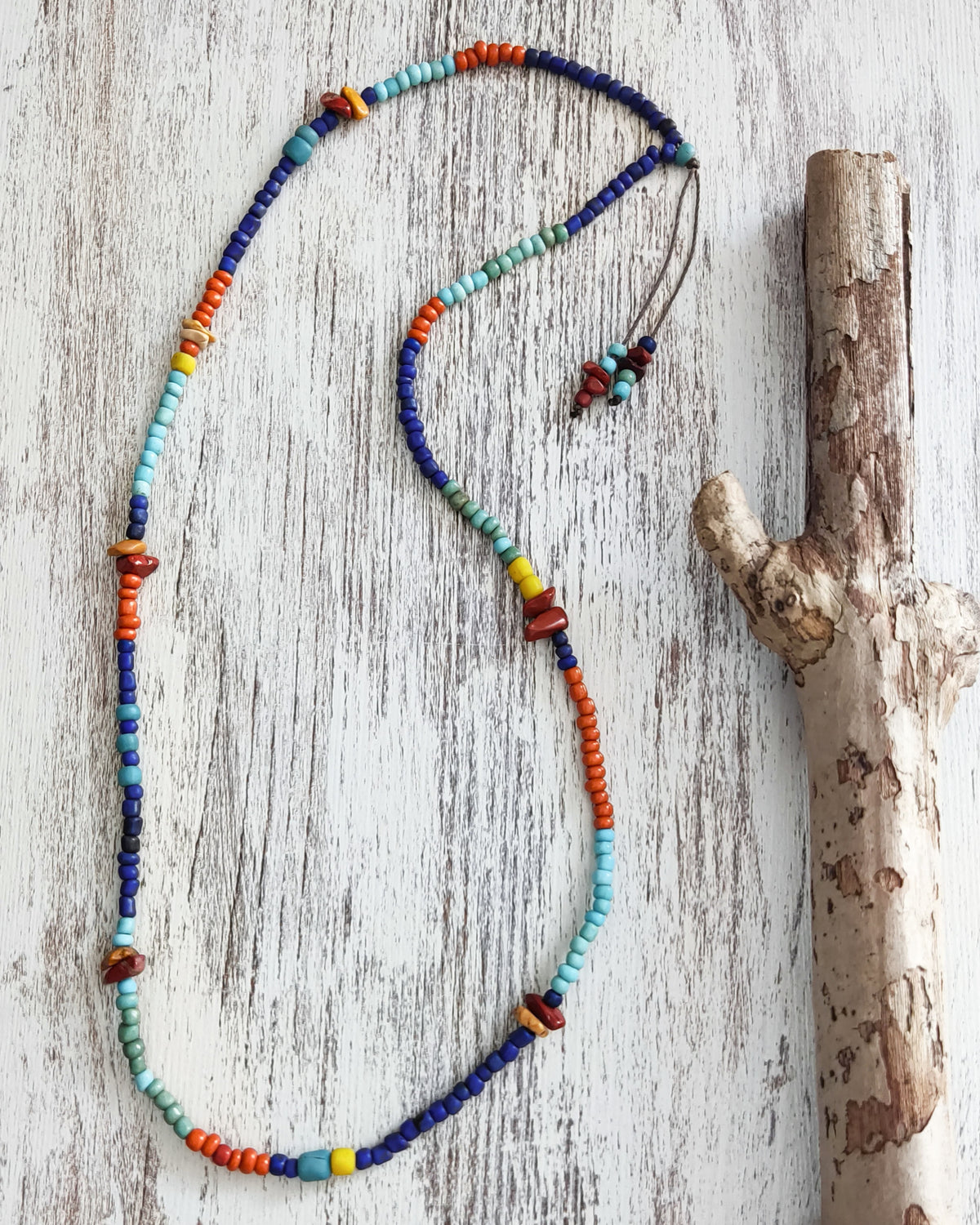 Colar de missangas coloridas/Boho