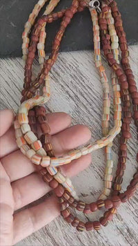 Colares de contas de vidro listradas/Boho