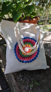 Totebag costumizado com crochet