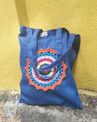Totebag costumizado com crochet